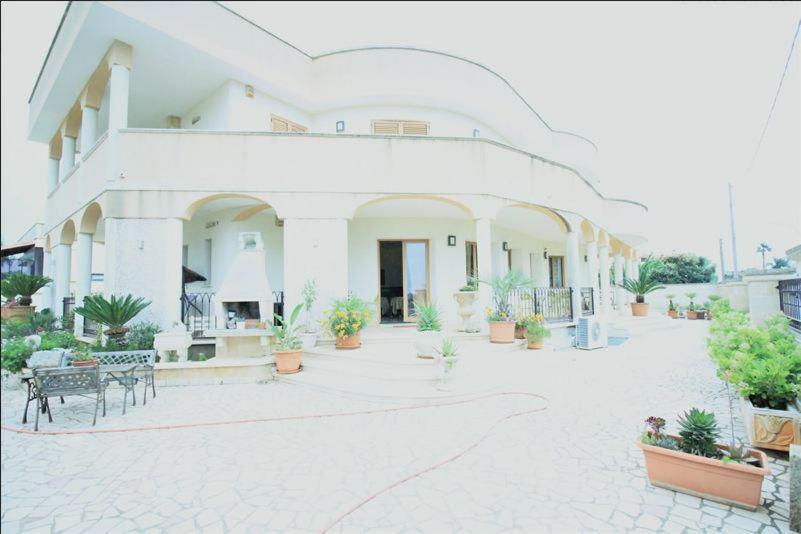 Hotel Costa D'Oro Salve Exterior photo